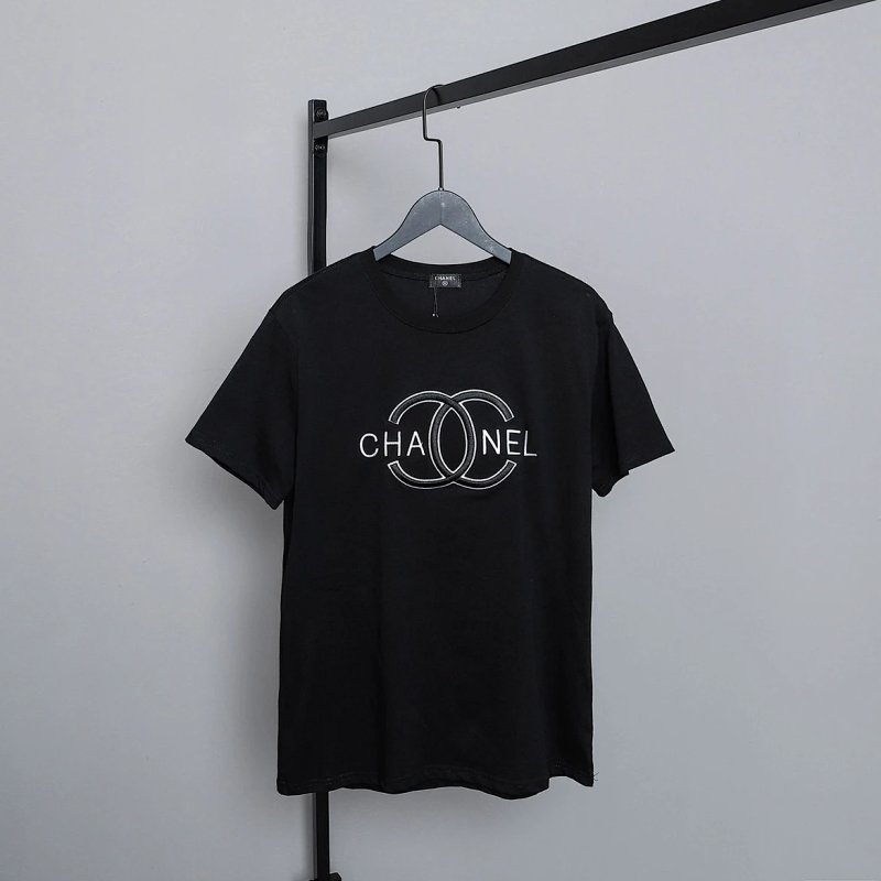 Chanel tee