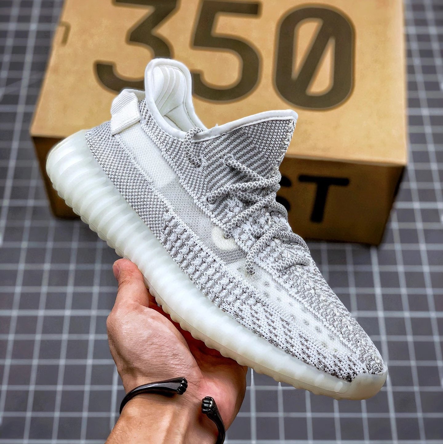 350 White Reflective