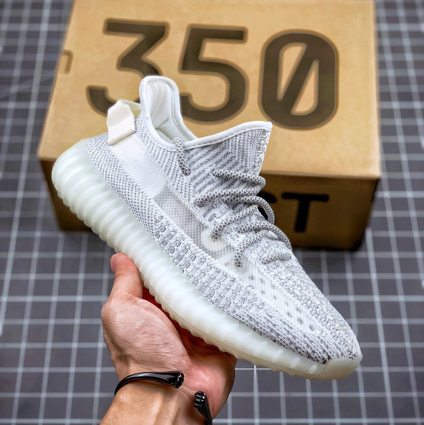 350 Ice Blue Glow