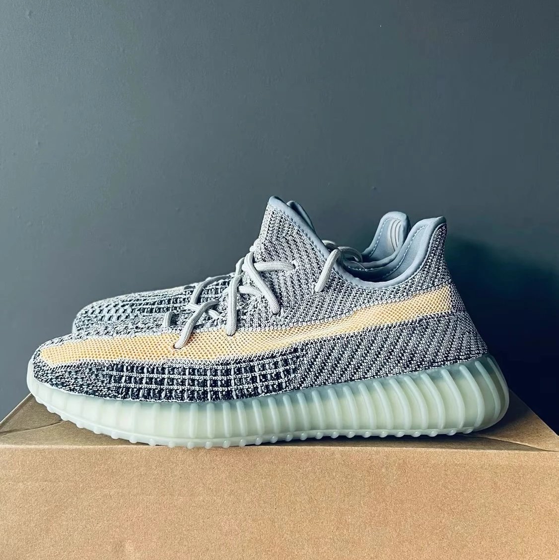 350 Blue Wash Denim