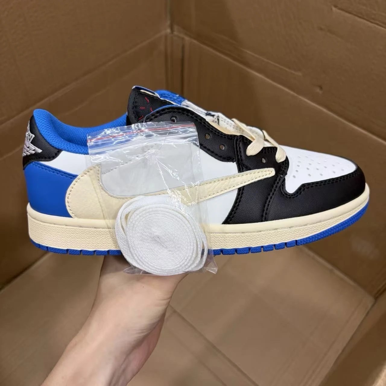 Welfare AJ1 Hook Lightning Low Help