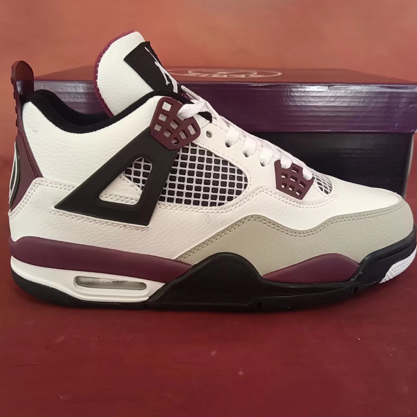 Welfare model AJ4 Grand Paris