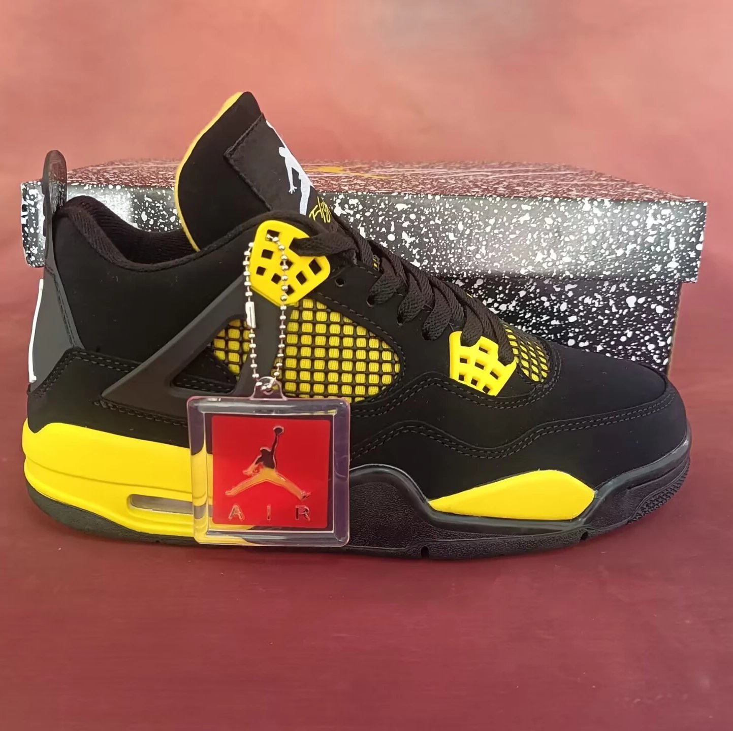 Welfare models AJ4 Yellow Thunder Gong
