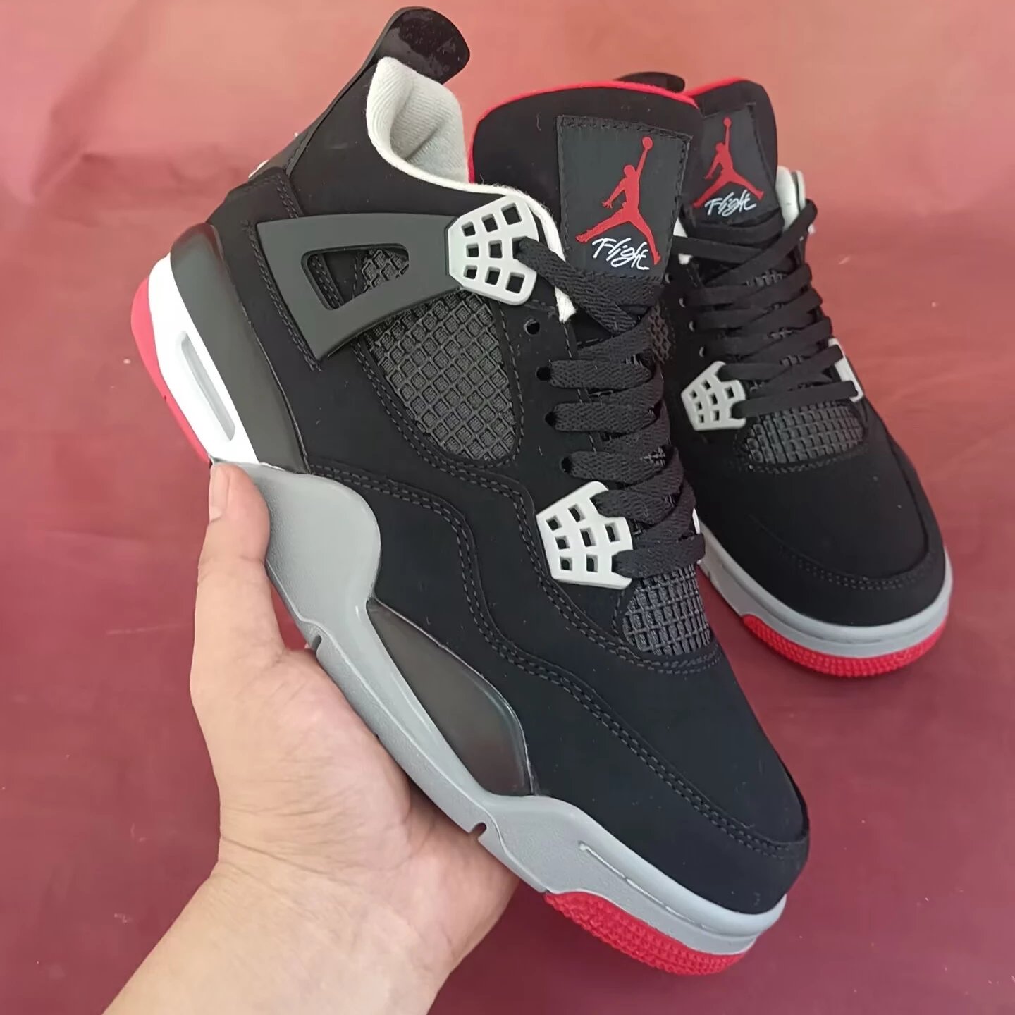 Welfare AJ4 Black Red Bull
