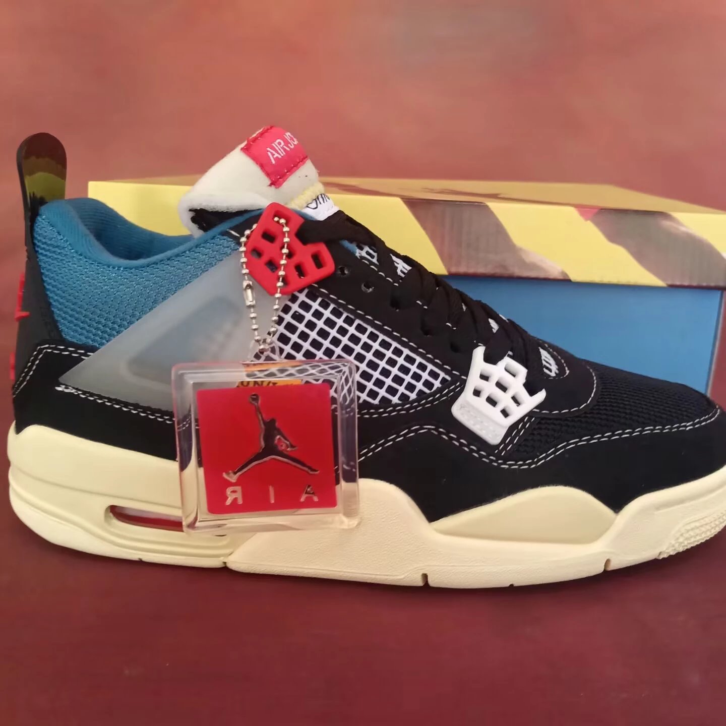 Welfare model AJ4 Black Orchid