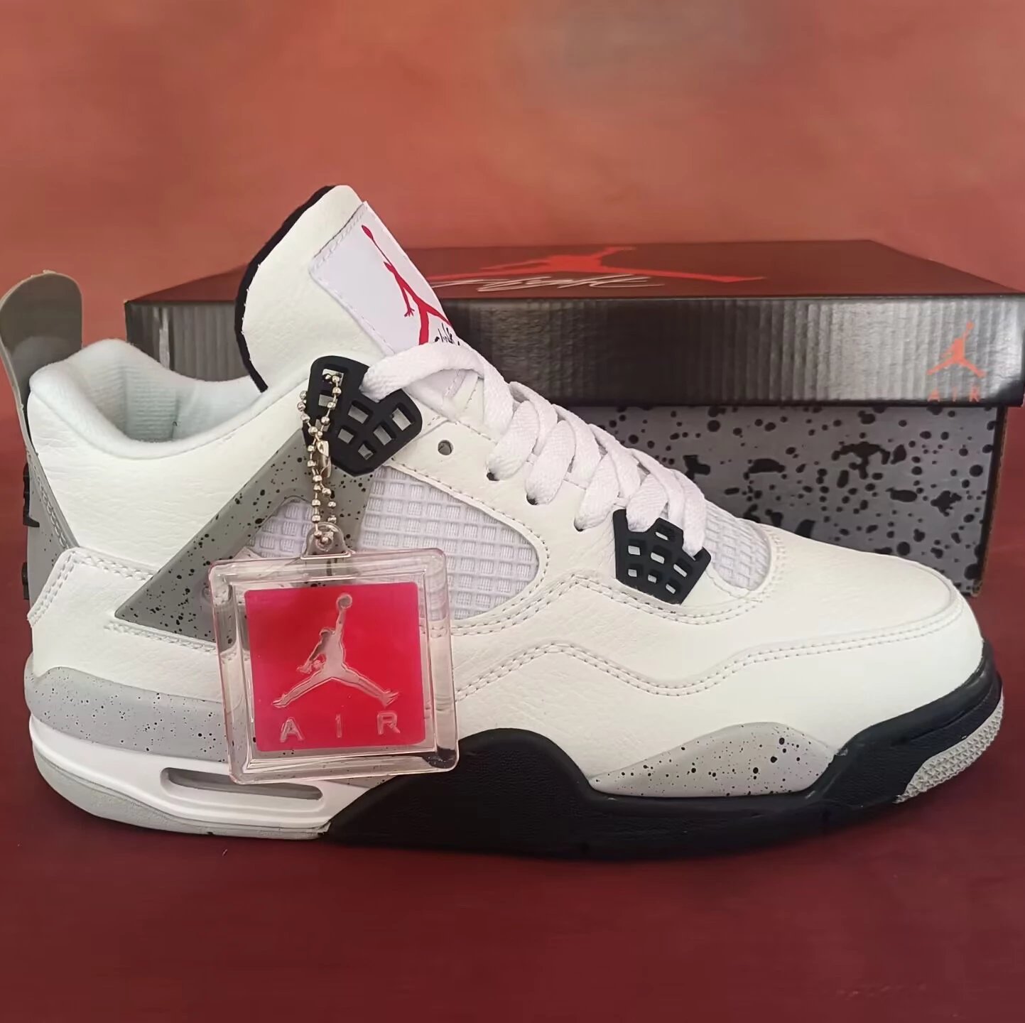 Welfare model AJ4 White Cement