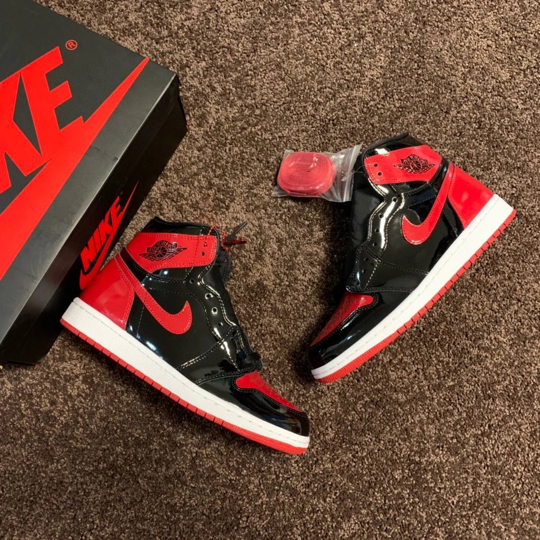 Patent Leather Black/Red