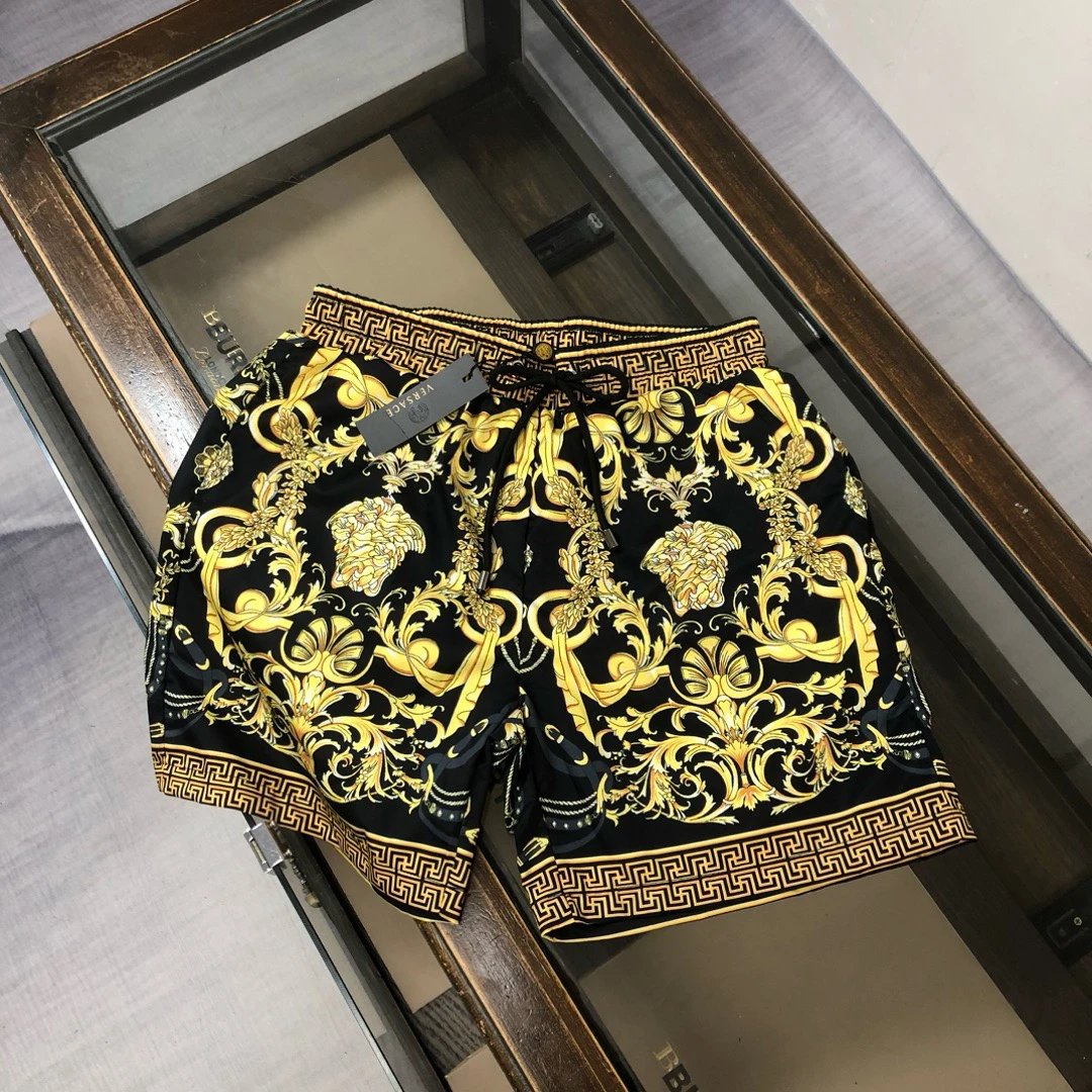 Versace 2025 Spring/Summer New Men's Shorts, Beach Shorts, Beach Travel Essential, Always in Stock