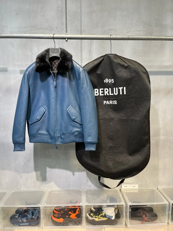 High-End Custom Edition No Returns Exchange Size Only Dust Bag Bruti 2025 Fall Winter Men's Sheepskin Leather Jacket Coat Mink Fur Collar Cotton Padded Lining Enhanced Warmth Fall Winter Leather Jacket Recommended Style