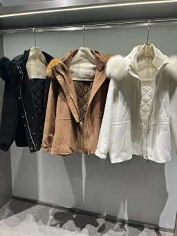 thumbnail for LP2025 Fall/Winter New Women's Fox Fur Collar Ski Padded Jacket