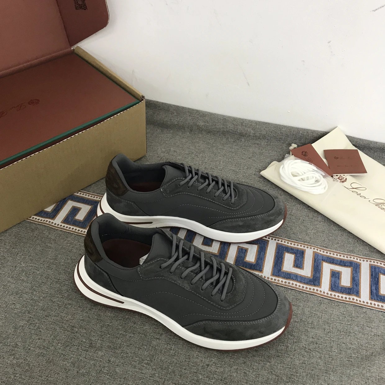 L casual fashion trend men's casual shoes