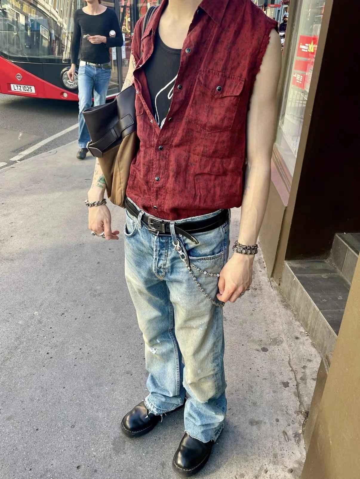 Spot ERD melancholic rich second-generation 23ss blue burning OG style micro pull damaged washed denim jeans