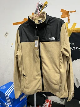 thumbnail for 代够同源北面内胆！北面摇粒绒冲锋衣内胆可单穿可配冲锋衣参考主图尺码表下单 卡其色