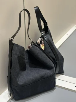thumbnail for (Spot) self-made Lemaire25ss washed black gray canvas tote bag Italian top cowhide Aniline pure dyeing process All-over shoulder strap design