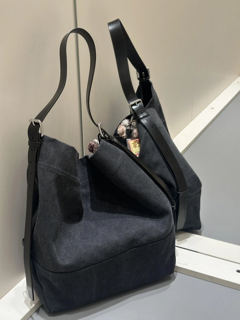 Lemaire25ss Aniline