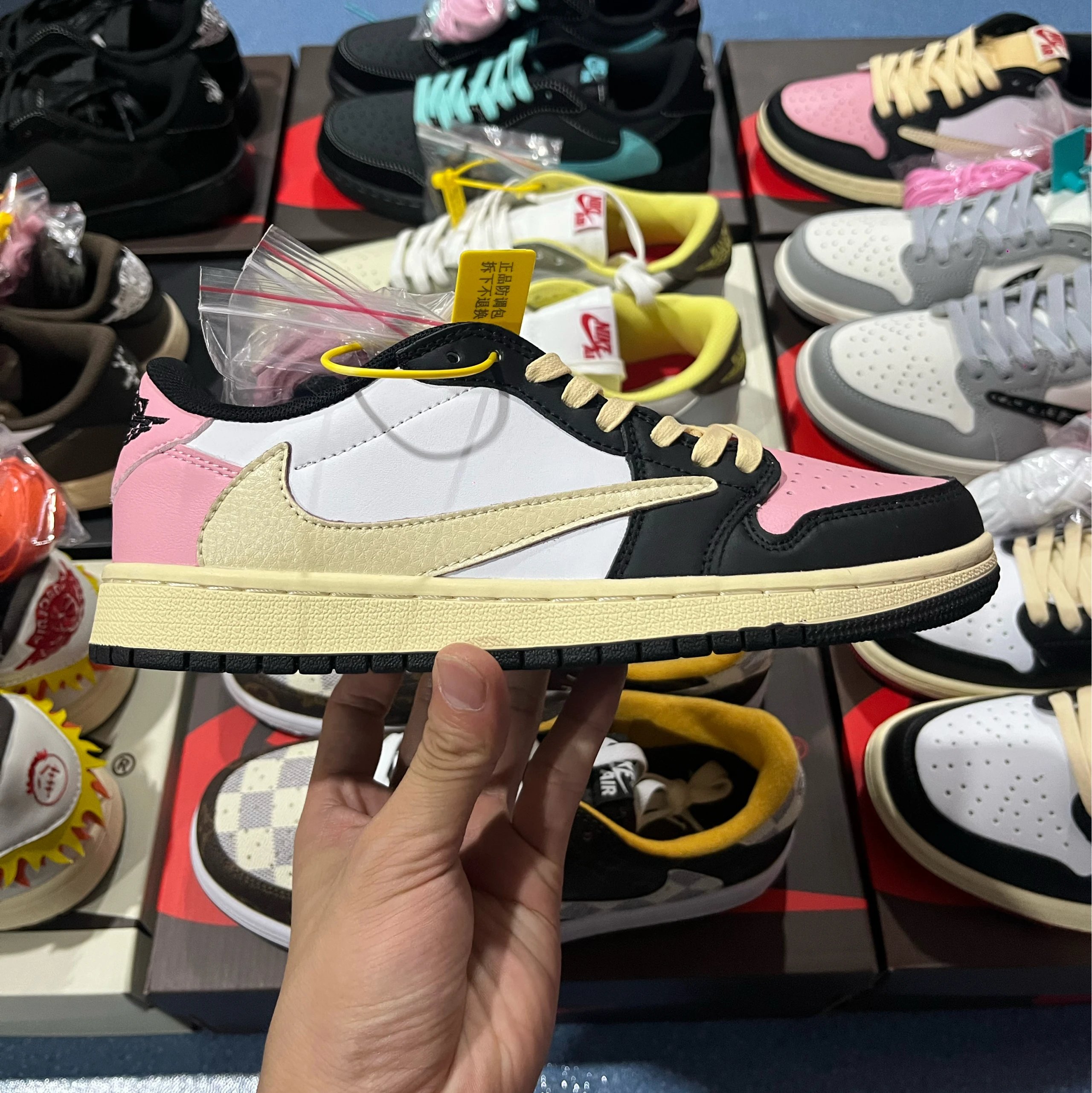 Black Pink Reverse Swoosh