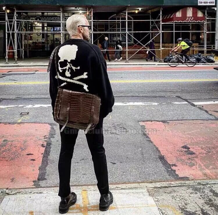 Skull-Patterned Ripped Crew Neck Knit Sweater photo 7