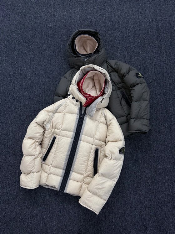 Stone Island Opaque Tela Goose Feather Jacket 2006 with Mesh Badge Down Jacket