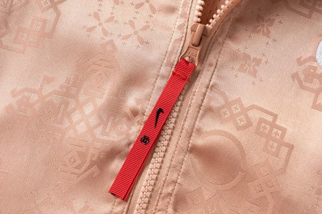 Nike Jackets Geometric-pattern zip track jacket with contrast shoulder panels product detail image 7