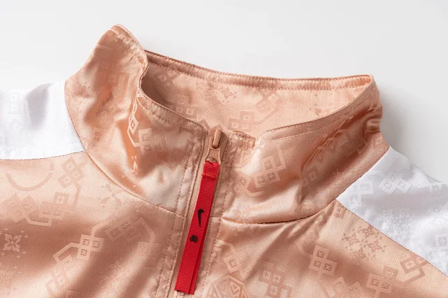 Nike Jackets Geometric-pattern zip track jacket with contrast shoulder panels product detail image 6