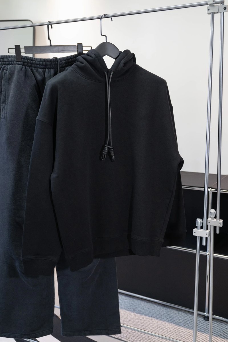 Loewe Tajima