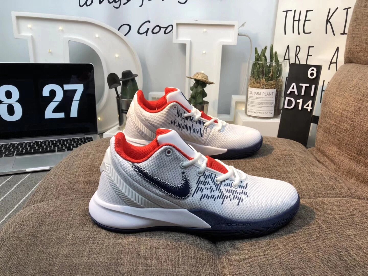 Nike耐克 KYRIE FLYTRAP II EP 耐克欧文裸脚2代 2019夏季新款时尚男士低帮实战运动男鞋篮球鞋潮
