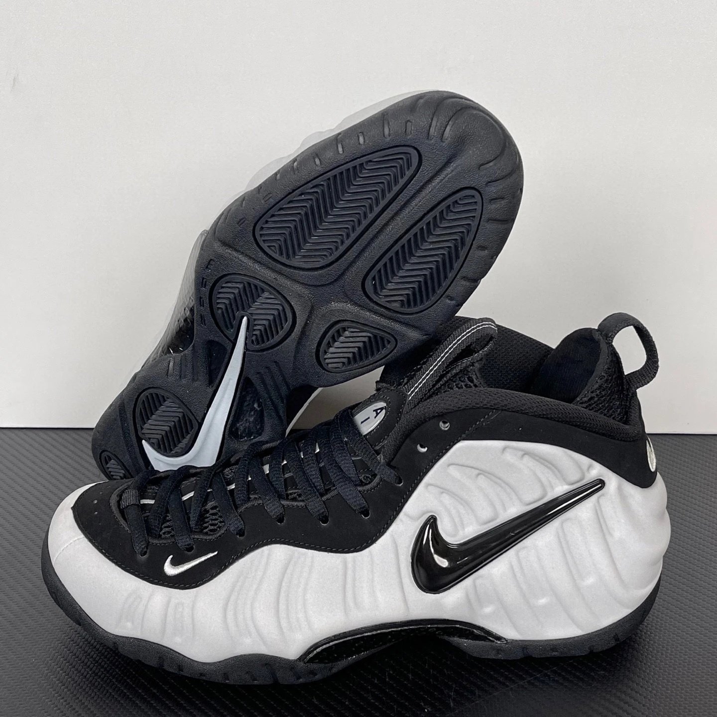 DG Foamposite“Wolf Grey”HF0794-001