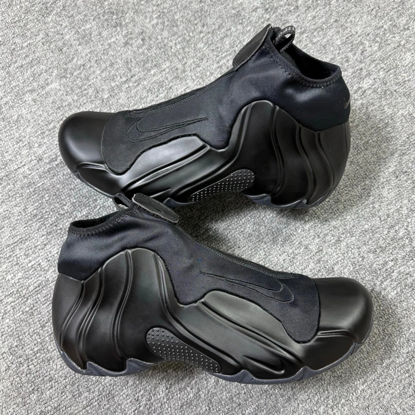DG Flightposite“2025 / Black  ”