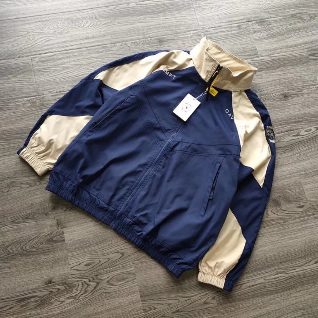 Original CAVEMPT x CE CE vintage nylon jacket joint nylon retro color matching sports jacket assault jacket vintage school uniform sportswear hooded windbreaker top stitching khaki navy blue hat can be stored ce