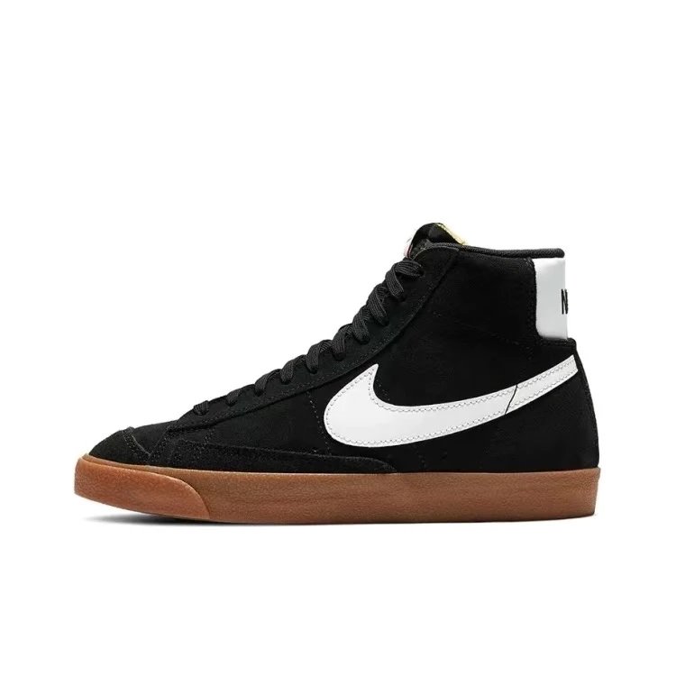 Nike Blazers · 6