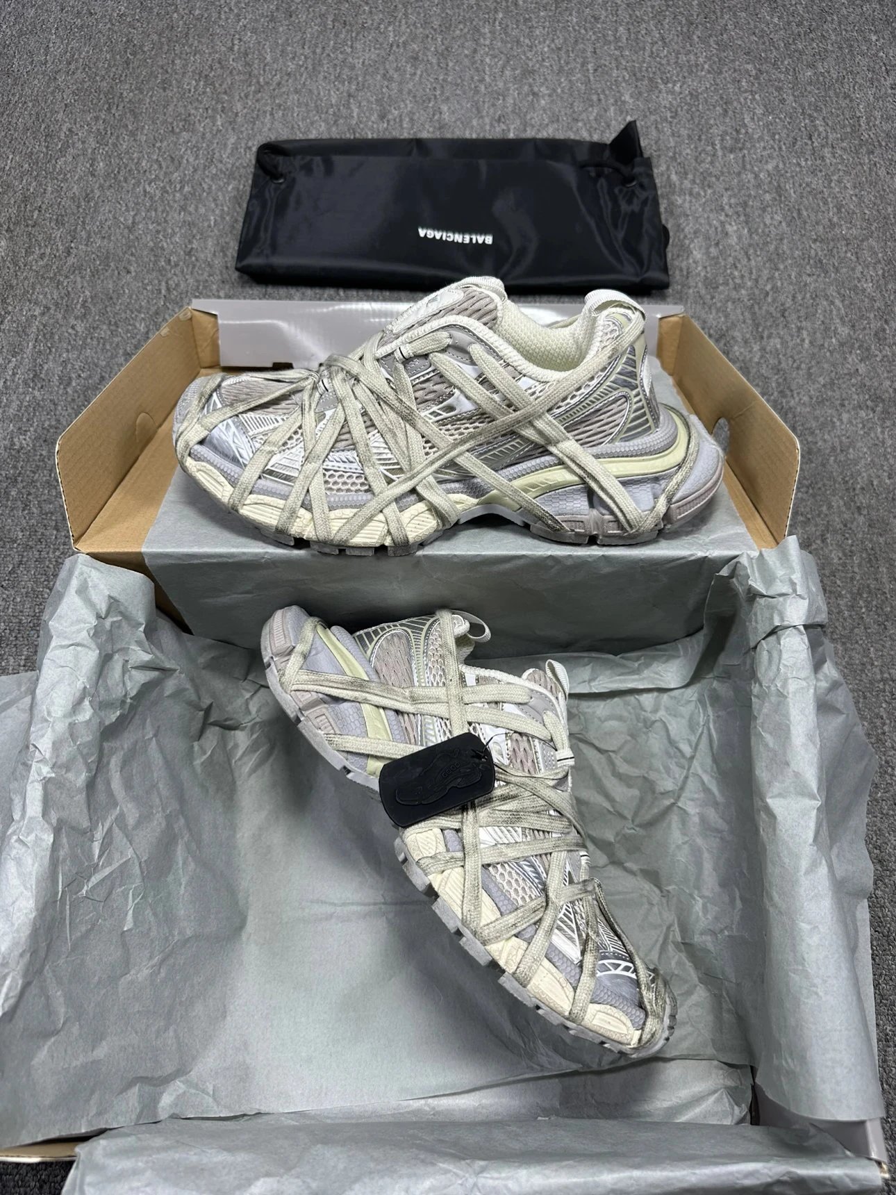 [Deliver Rocket Welfare within 48 hours] Home order good version BLCG 3XL Spider Man retro worn casual dad shoes for men and women, new original box, complete packaging accessories