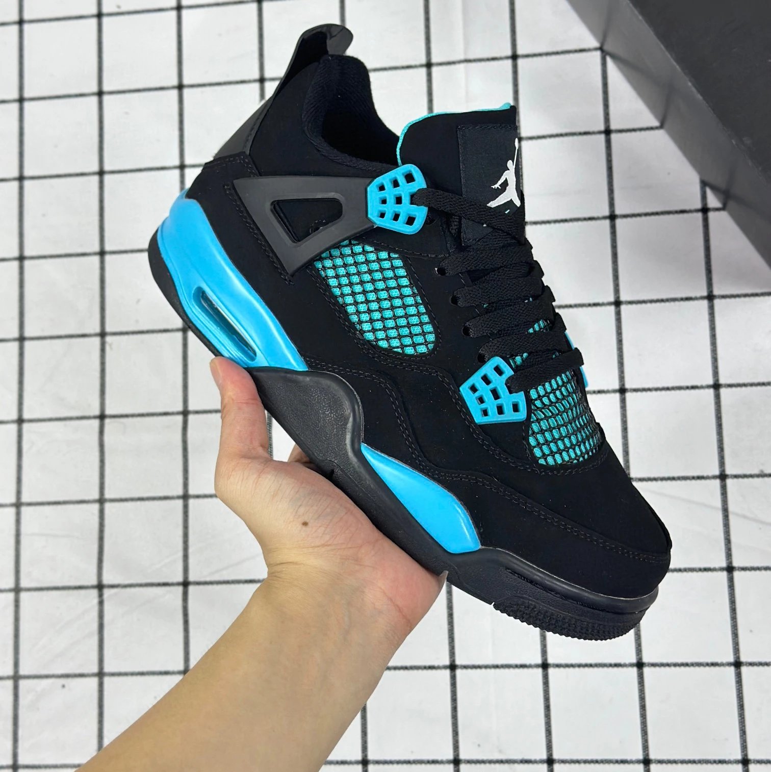 Black Tiffany