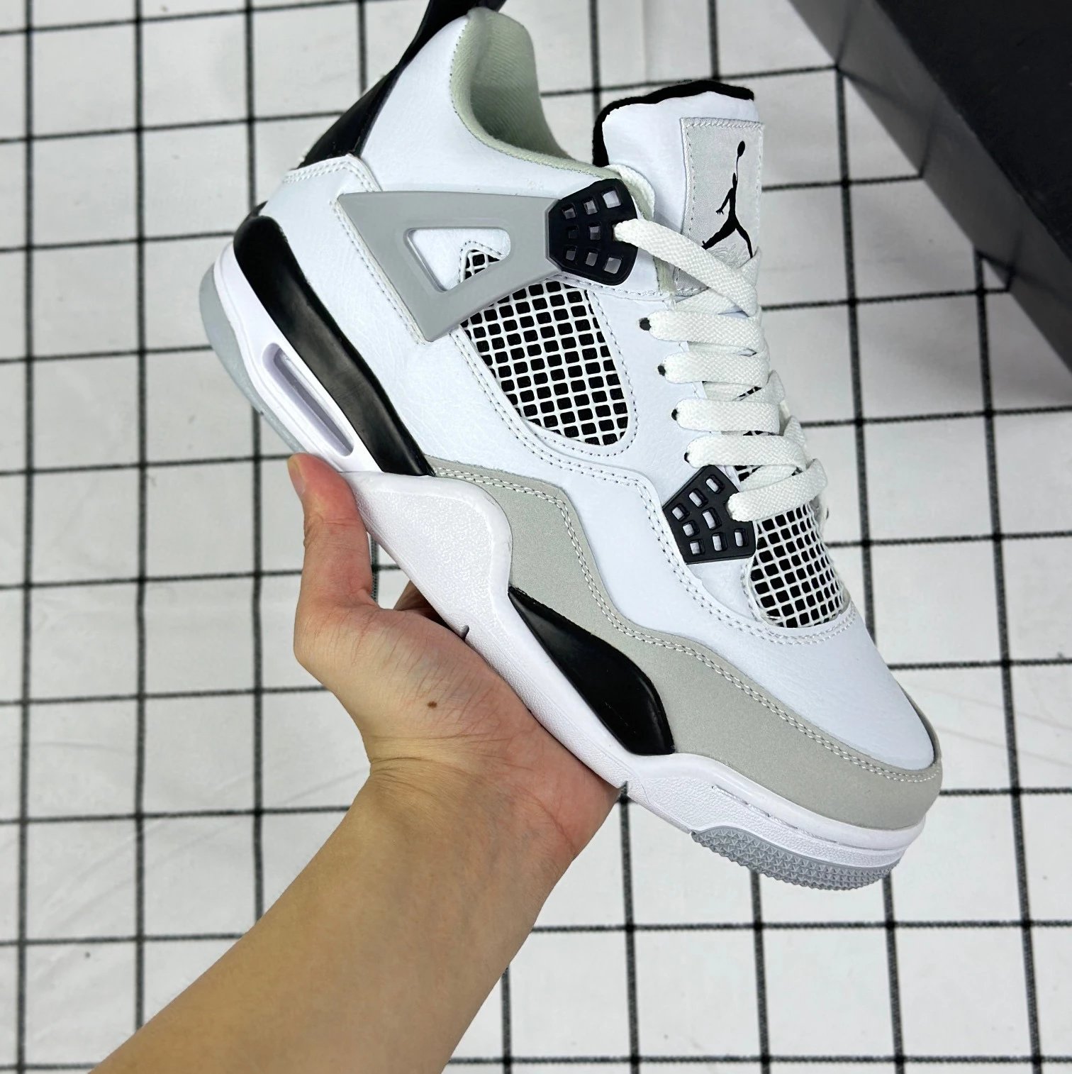 GREY CEMENT