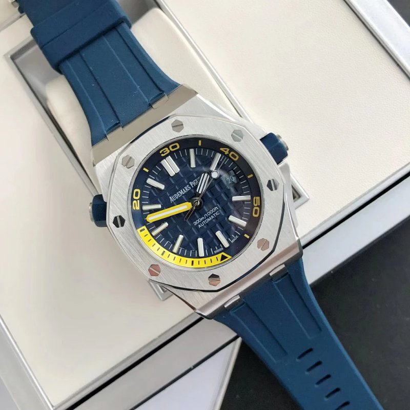 Watch from Three-legged