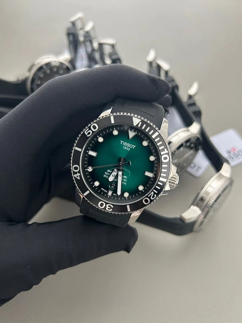 Watch from Three-legged