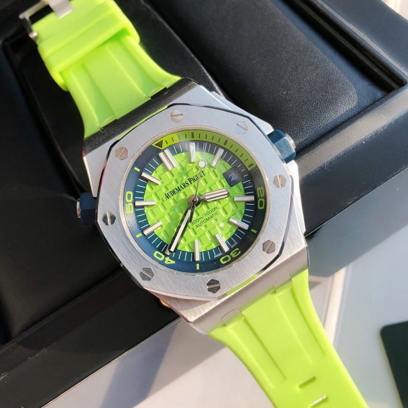 Watch from Three-legged