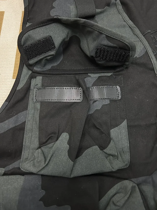 Stone Island Vests Multi-pocket utility vest product detail image 3