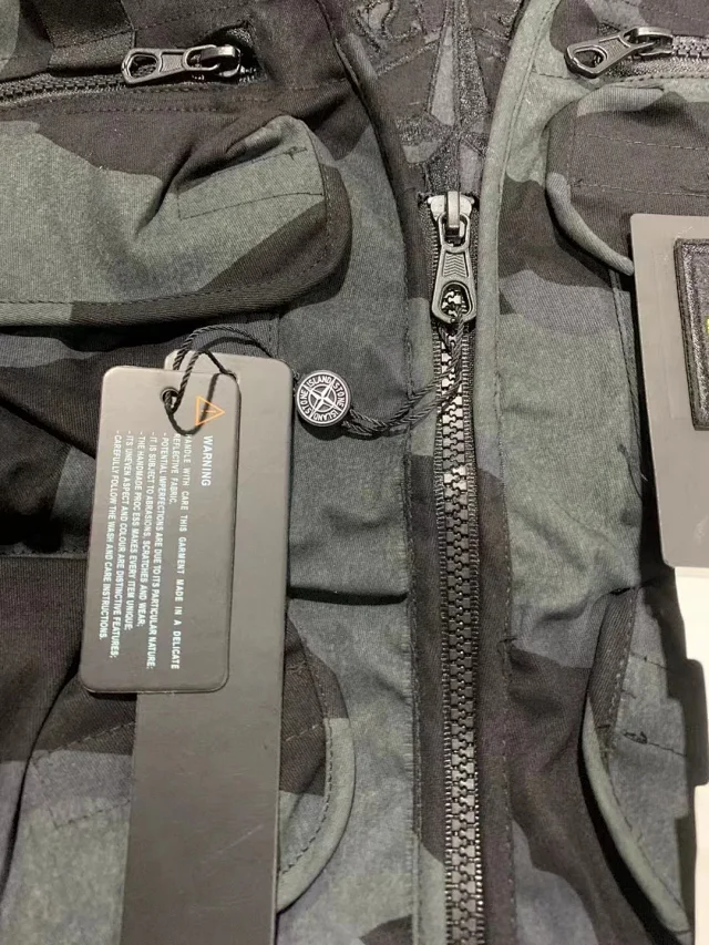 Stone Island Vests Multi-Pocket Utility Vest product detail image 18