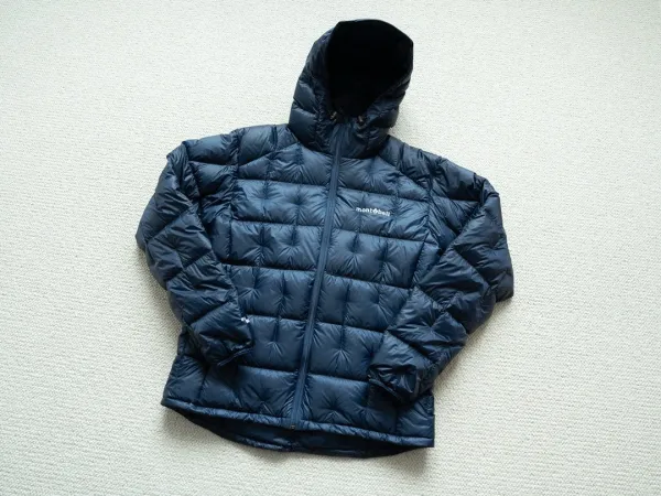 Design Montbell Down Jacket Green with Black Panels Down Jacket - 10
