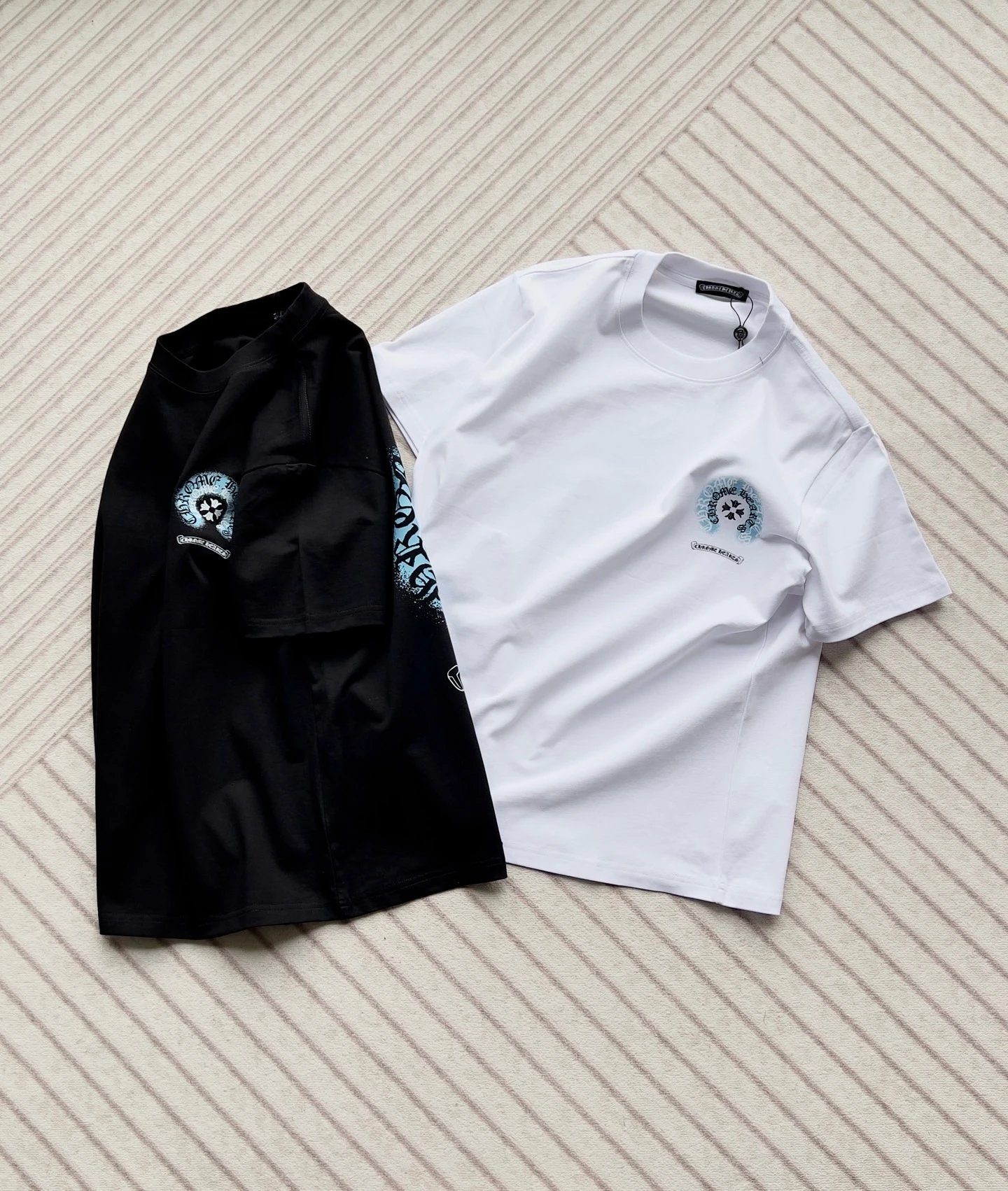 Supreme Logo T-Shirt foto 2