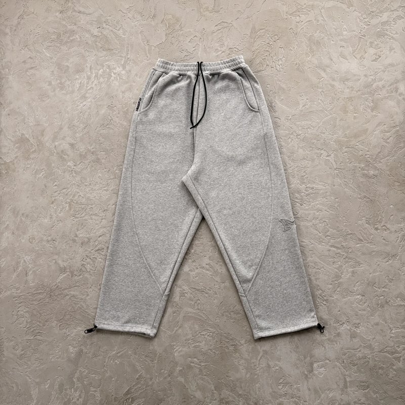 210¥ME dual panel joggers-grey
