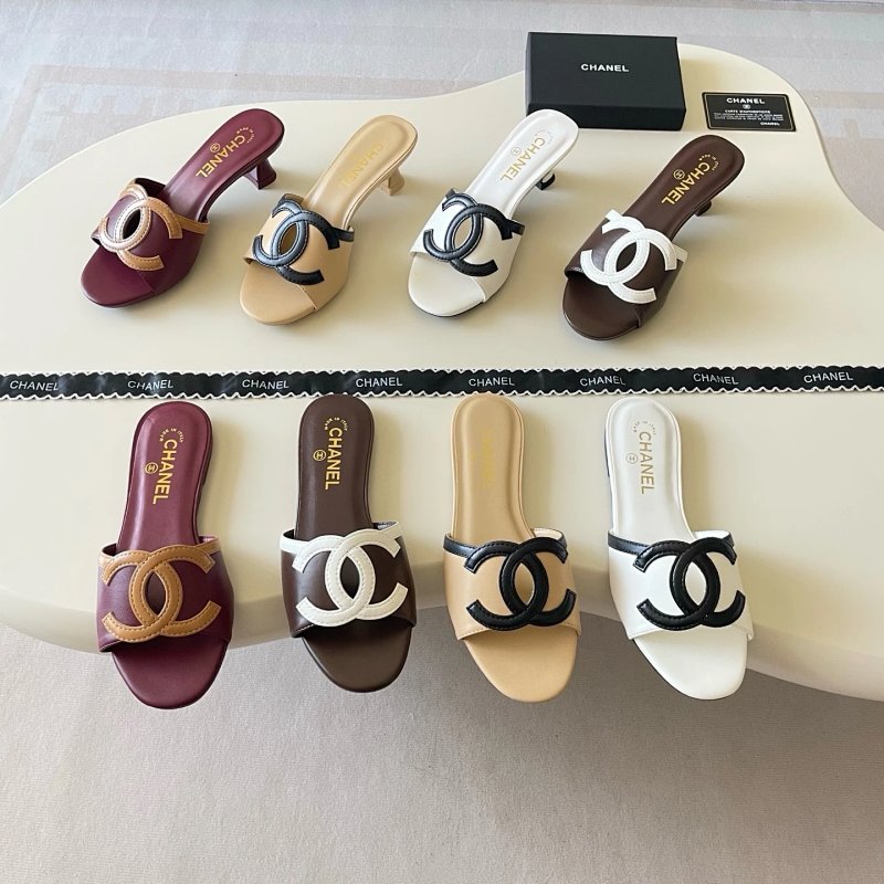 Chanel slides
