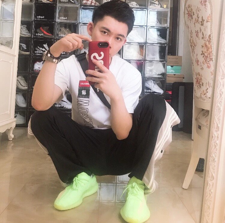 Adidas Yeezy 350 Glow Green