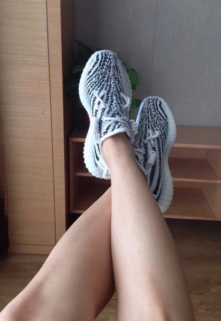 Adidas Yeezy 350 Zebra