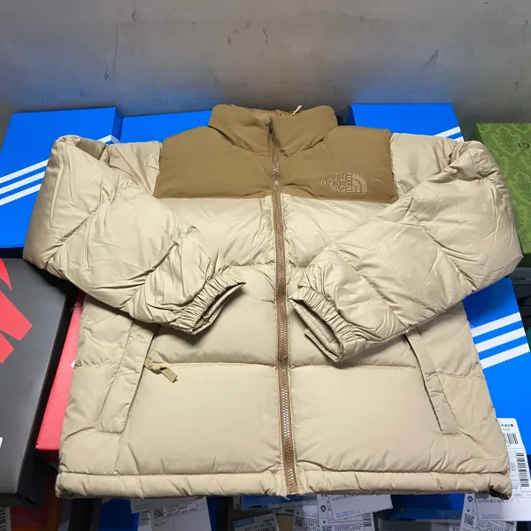 The North Face 1996 Retro Nuptse Down Jacket Pink and Black - 12