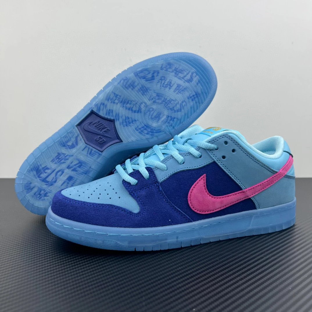 Nike Sneakers Dunk Low — Dunk Rap Band, Blue Fuzzball