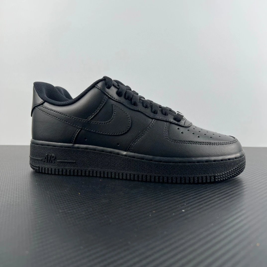 AF1 Black Low