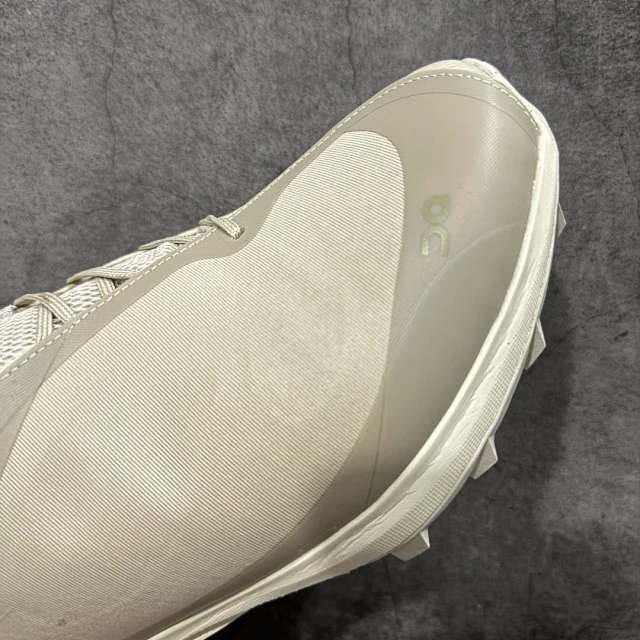 On Sneakers Cloudventure Peak product detail image 15