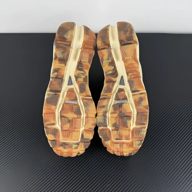 On Sneakers Cloudventure 2 product detail image 6