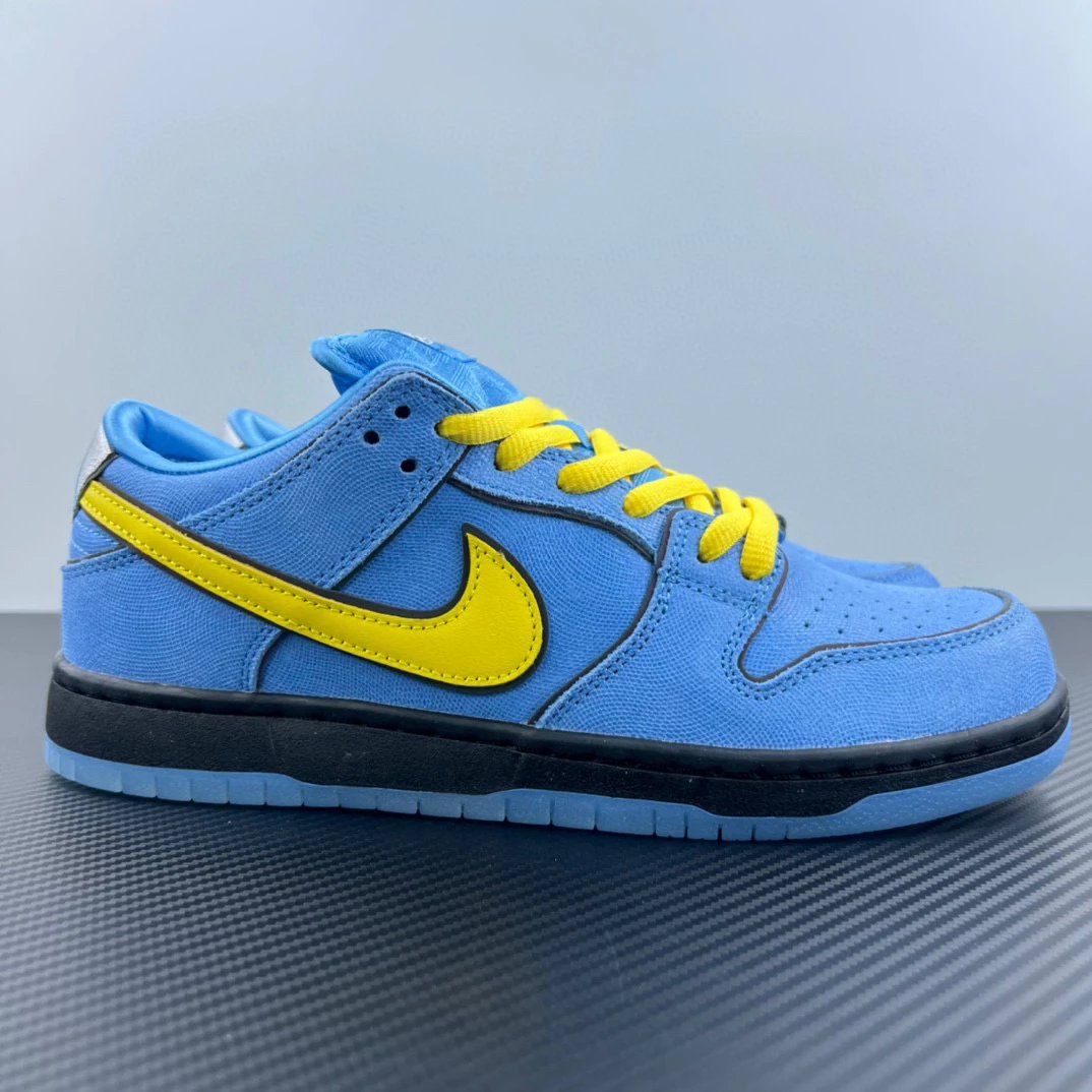 Nike Sneakers SB Dunk Low — The Powerpuff Girls x Dunk The Powerpuff Girls Blue